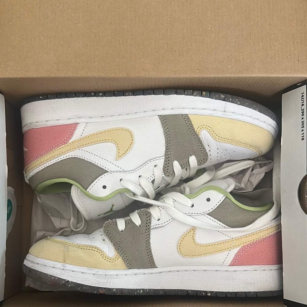 Jordan low tops kids 6 1/2